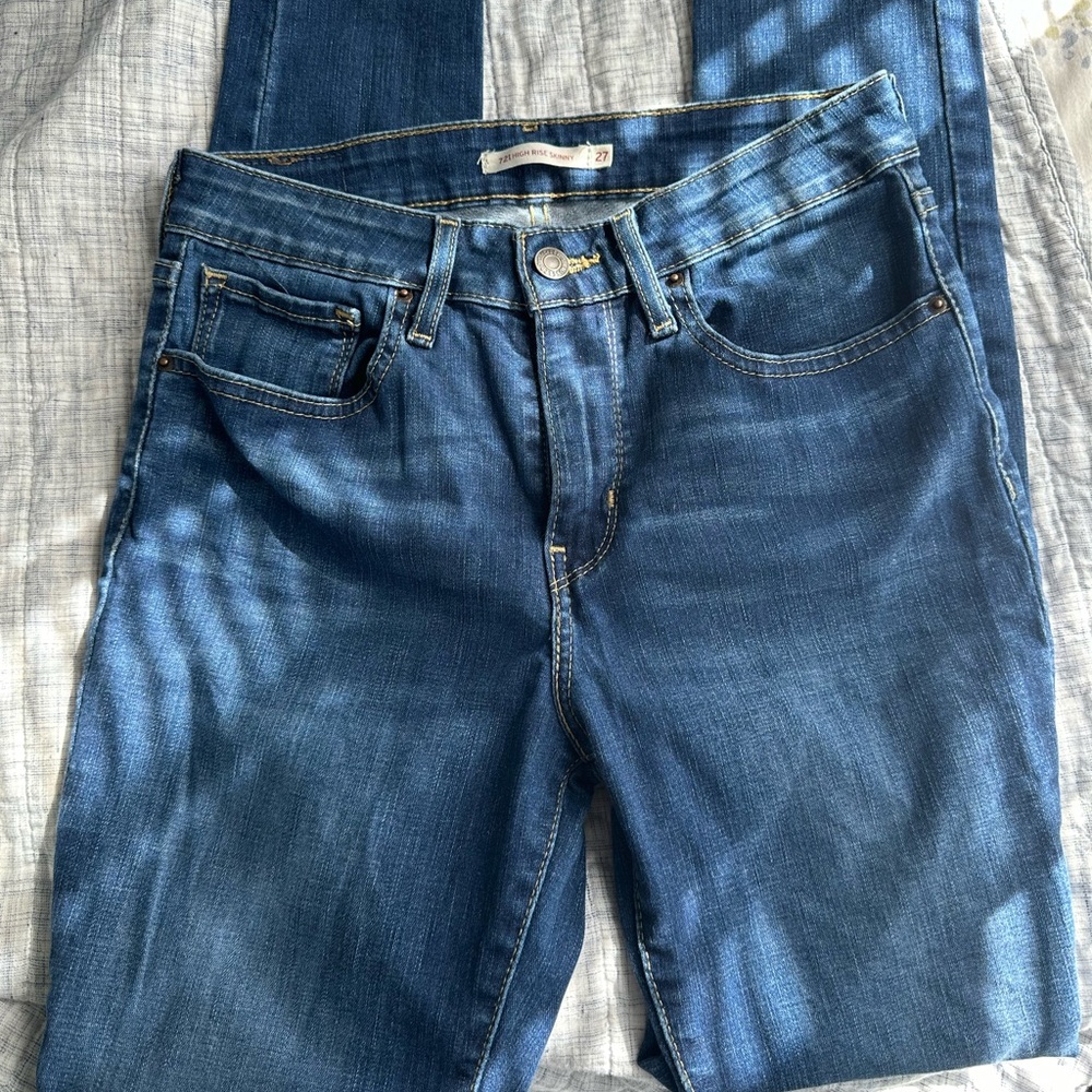 Levi’s 721 high rise skinny